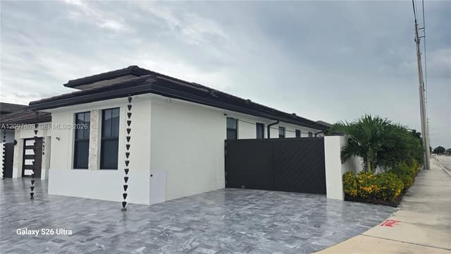 14678 SW 22nd Ter, Miami FL 33175 - Miami, FL - Photo 5