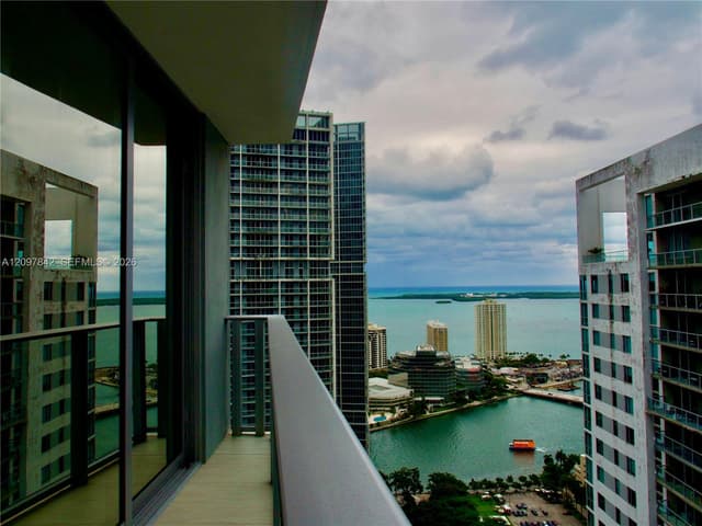 77 SE 5th Street # 4014, Miami FL 33131 - Miami, FL - Photo 5