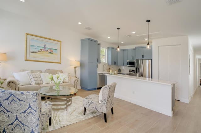 431 S F Street, FL 33460 - Photo 5