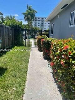 1283 NE 109th St, Miami FL 33161 - Miami, FL - Photo 2