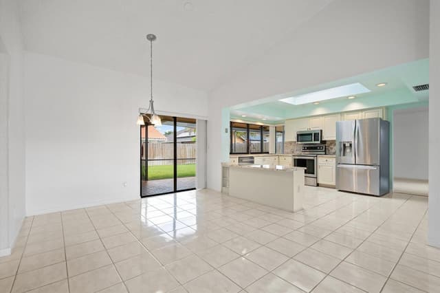 10407 NW 7th Street, Plantation FL 33324 - Plantation, FL - Photo 6