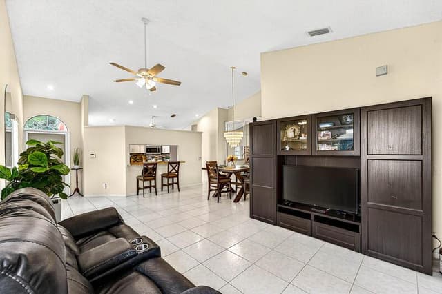 7888 Lexington Club Boulevard # B, Delray Beach FL 33446 - Delray Beach, FL - Photo 6
