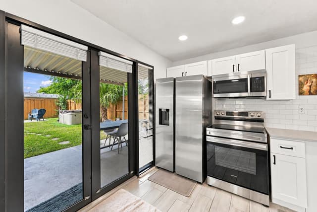2775 NE 16TH Avenue, Pompano Beach FL 33064 - Pompano Beach, FL - Photo 2