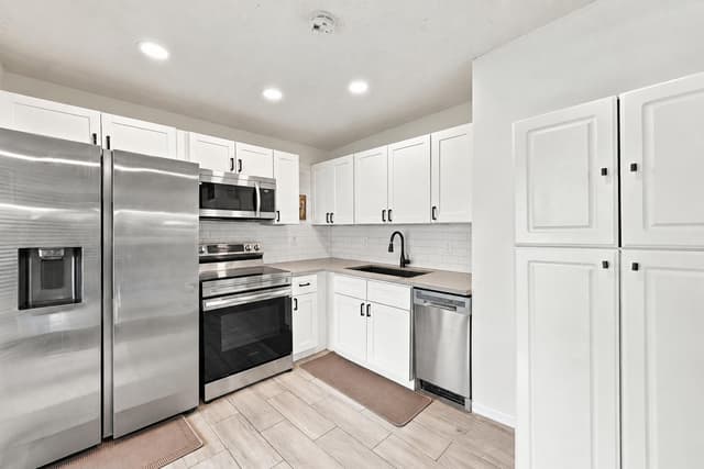 2775 NE 16TH Avenue, Pompano Beach FL 33064 - Pompano Beach, FL - Photo 3