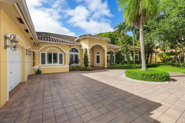 10640 Pegasus St, Davie FL 33324 - Davie, FL - Photo 5