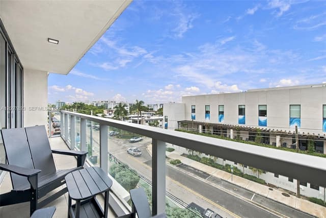 9521 E Bay Harbor Dr # 601, Bay Harbor Islands FL 33154 - Bay Harbor Islands, FL - Photo 5