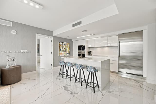 9521 E Bay Harbor Dr # 601, Bay Harbor Islands FL 33154 - Bay Harbor Islands, FL - Photo 4