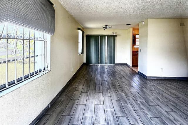 480 NW 14th St, Florida City FL 33034 - Florida City, FL - Photo 2