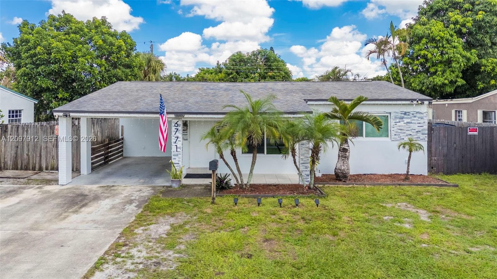 6771 Harding St, Hollywood FL 33024 - Hollywood, FL - Photo 1