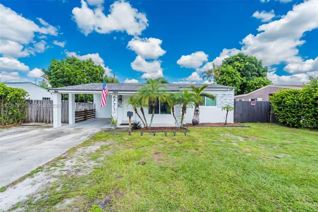 6771 Harding St, Hollywood FL 33024 - Hollywood, FL - Photo 4