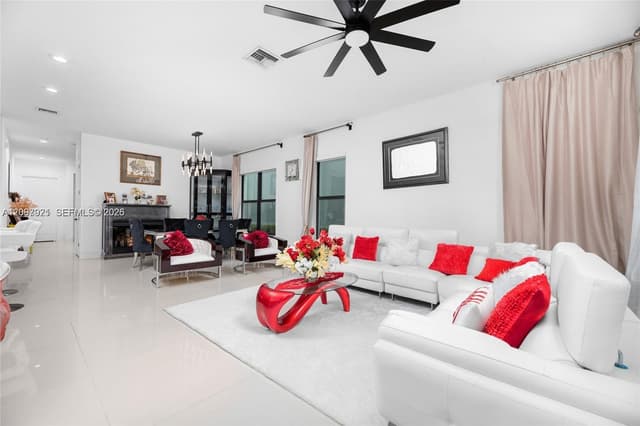 8475 NW 39th Ct, Coral Springs FL 33065 - Coral Springs, FL - Photo 6