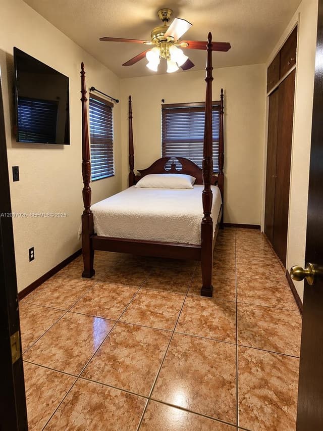 15600 NW 28th Ct, Miami Gardens FL 33054 - Miami Gardens, FL - Photo 4