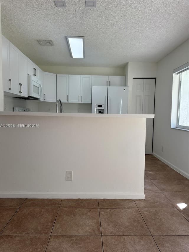 1435 SW 48th Ter, Deerfield Beach FL 33442 - Deerfield Beach, FL - Photo 5