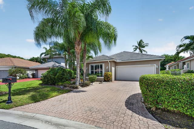 17220 Hampton Boulevard, Boca Raton FL 33496 - Boca Raton, FL - Photo 2