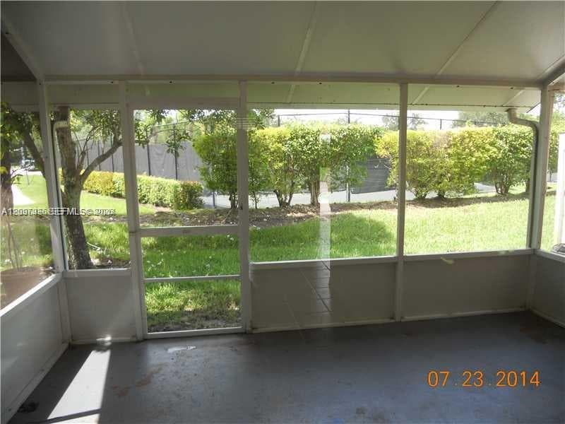 1487 SW 48th Ter, Deerfield Beach FL 33442
