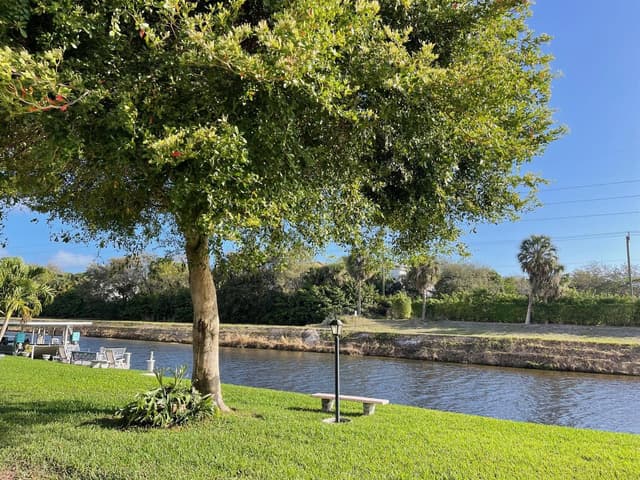 1304 SW 15TH Street, Boynton Beach FL 33426 - Boynton Beach, FL - Photo 2