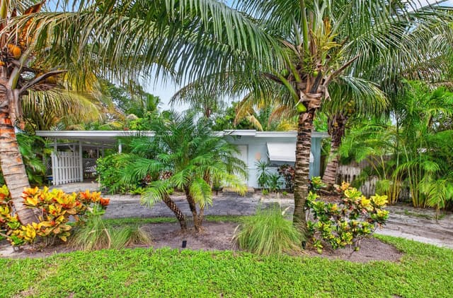 402 SE 1st Street SE, Boynton Beach FL 33435 - Boynton Beach, FL - Photo 2