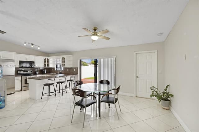 6316 SW 151st Pl, Miami FL 33193 - Miami, FL - Photo 3