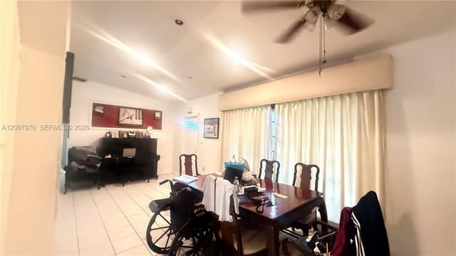 9325 SW 178th Ter, Palmetto Bay FL 33157 - Palmetto Bay, FL - Photo 4