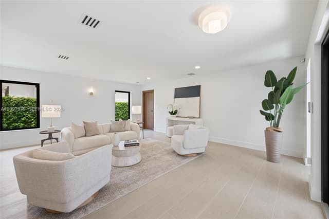 1320 Alhambra Cir, Coral Gables FL 33134 - Coral Gables, FL - Photo 7