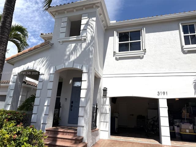 3191 NE 211th Ter, Aventura FL 33180 - Aventura, FL - Photo 2