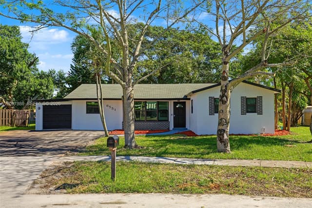 6551 NW 8th Ct, Margate FL 33063 - Margate, FL - Photo 2