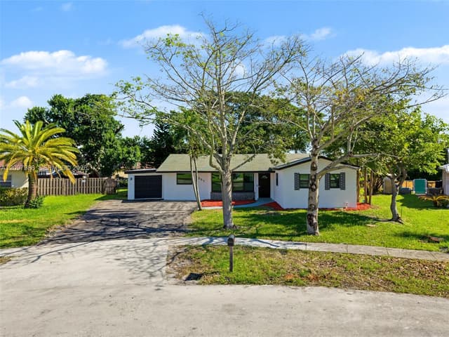6551 NW 8th Ct, Margate FL 33063 - Margate, FL - Photo 5