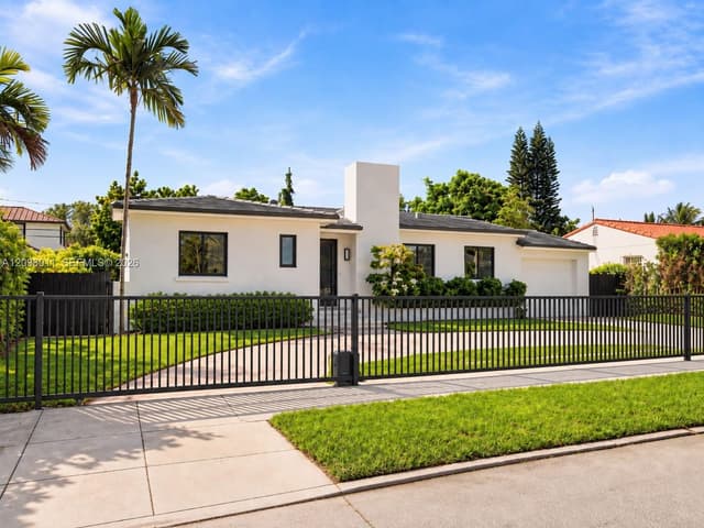 2350 SW 25th Ter, Miami FL 33133 - Miami, FL - Photo 3
