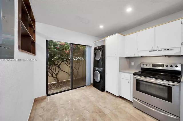120 SE 12th Ave, Pompano Beach FL 33060 - Pompano Beach, FL - Photo 5