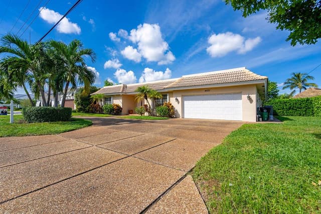 4471 NE 25TH Avenue, Lighthouse Point FL 33064 - Lighthouse Point, FL - Photo 3