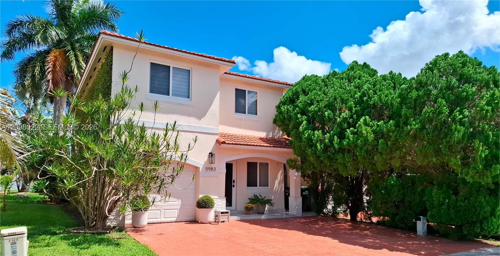 5983 SW 162nd Pl, Miami FL 33193 - Miami, FL - Photo 1