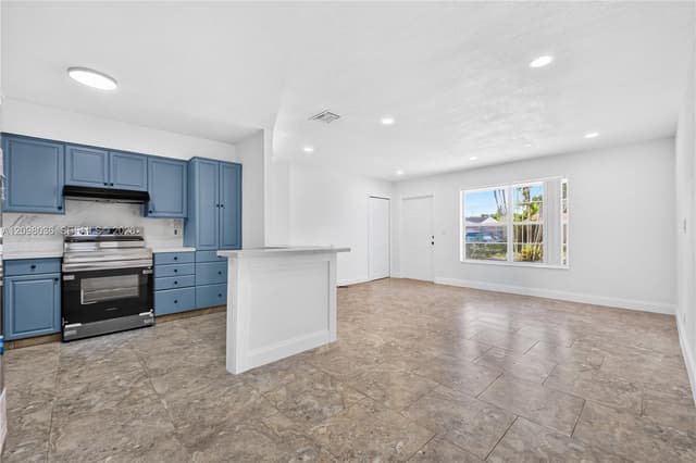 6511 Pierce St, Hollywood FL 33024 - Hollywood, FL - Photo 7