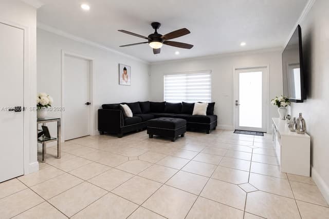 1711 N Anhinga Ln, Homestead FL 33035 - Homestead, FL - Photo 5