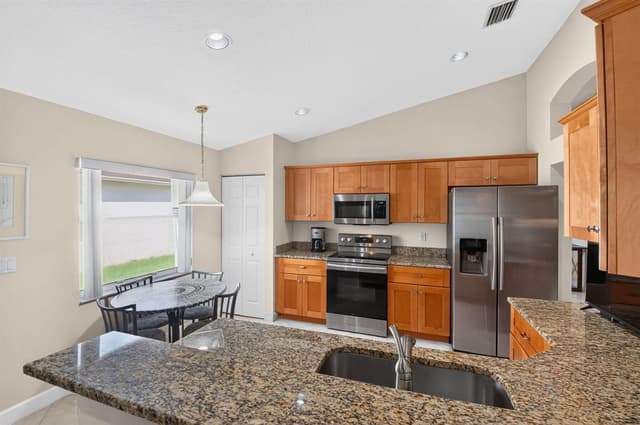 9864 Arbor View Drive S, Boynton Beach FL 33437 - Boynton Beach, FL - Photo 3