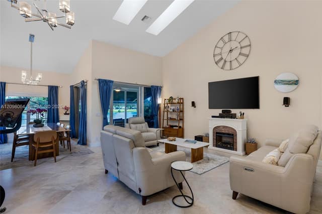 4107 Carriage Dr # K1, Pompano Beach FL 33069 - Pompano Beach, FL - Photo 5
