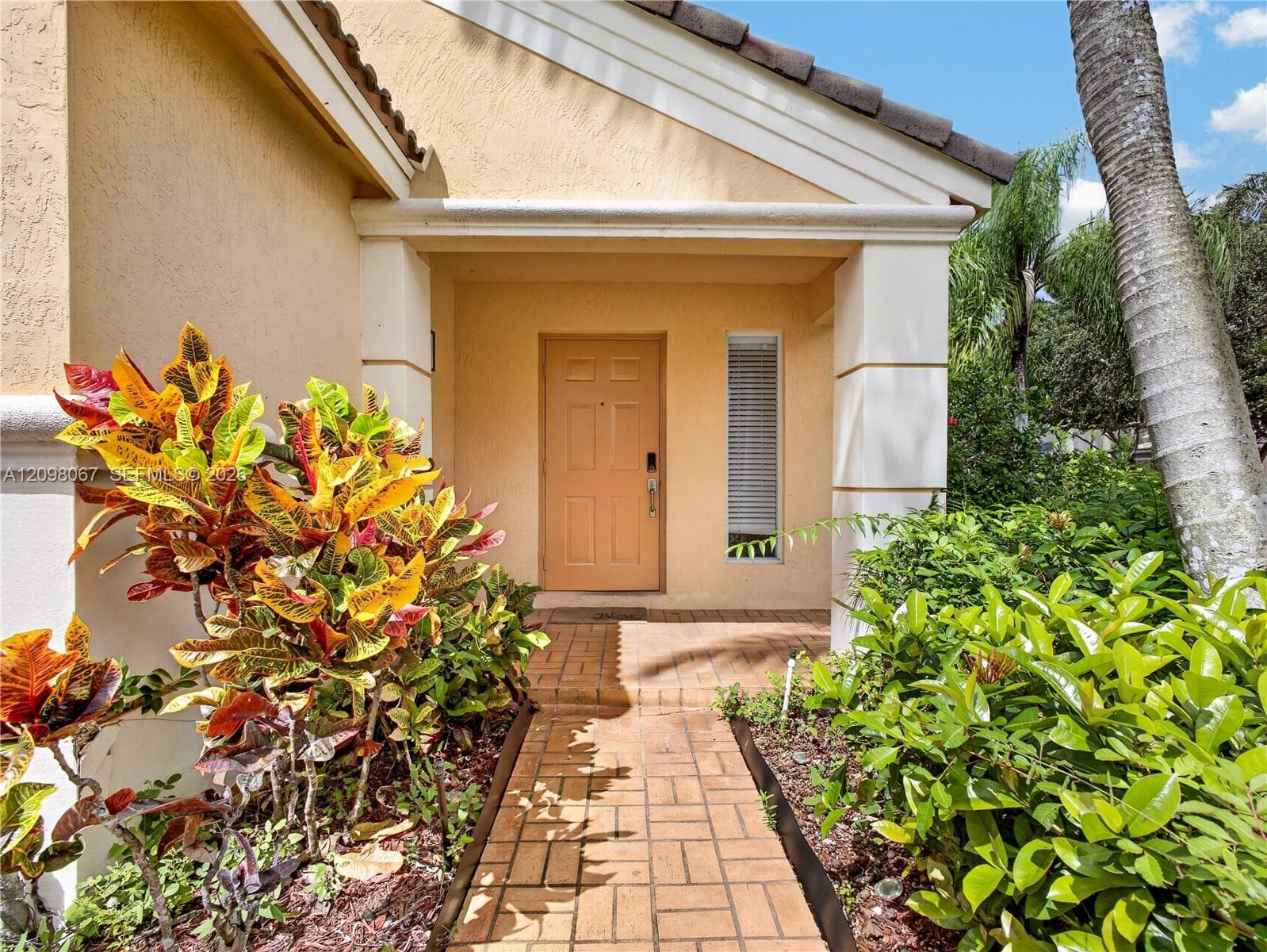 1509 Sunset Way, Weston FL 33327 - Weston, FL - Photo 1