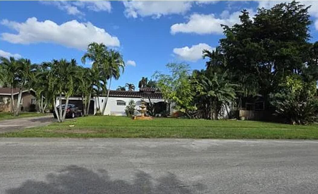 690 NW 68TH Avenue, Plantation FL 33317 - Plantation, FL - Photo 1