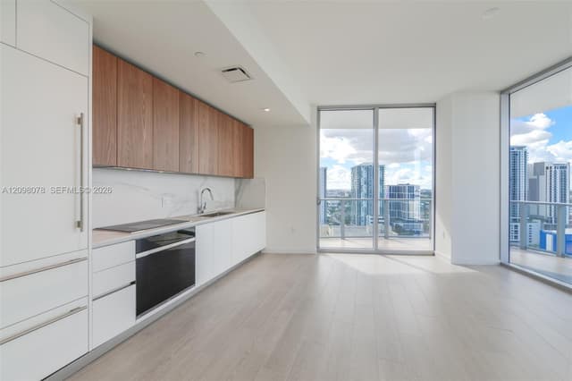 1400 Biscayne Blvd # 2207, Miami FL 33132 - Miami, FL - Photo 4