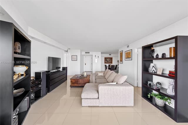1000 Quayside Ter # 1103, Miami FL 33138 - Miami, FL - Photo 3