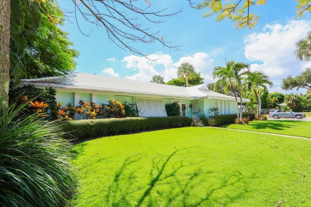 222 33RD Street, West Palm Beach FL 33407 - West Palm Beach, FL - Photo 2