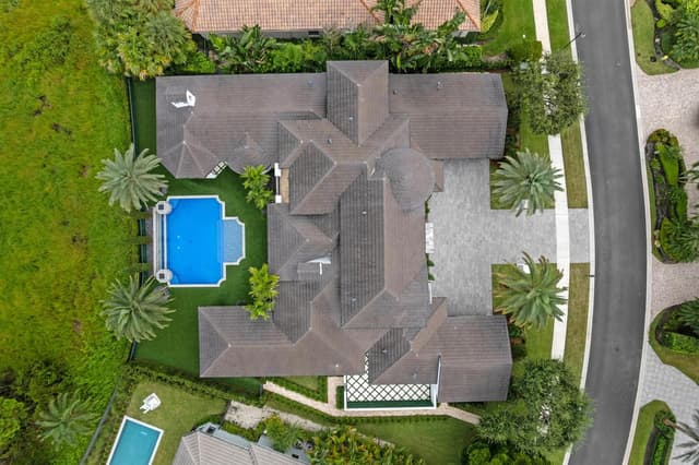111 Via Palacio, Palm Beach Gardens FL 33418 - Palm Beach Gardens, FL - Photo 7