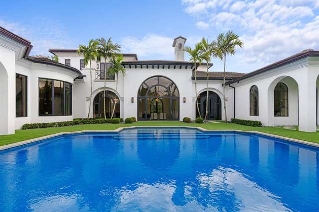 111 Via Palacio, Palm Beach Gardens FL 33418 - Palm Beach Gardens, FL - Photo 3