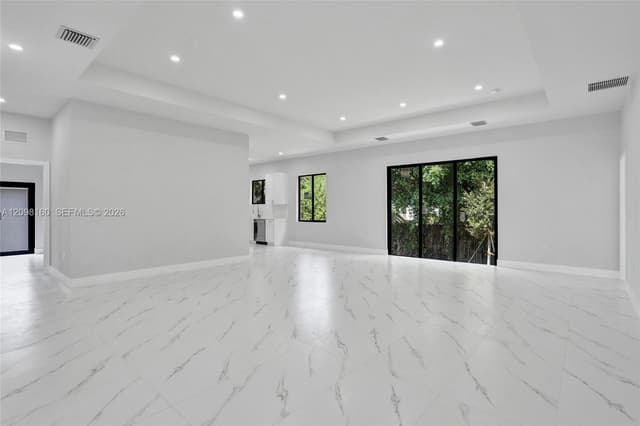 2445 SW 43 Ter, Fort Lauderdale FL 33317 - Fort Lauderdale, FL - Photo 3