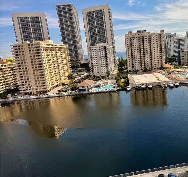 100 Golden Isles Dr # 1405, Hallandale Beach FL 33009 - Hallandale Beach, FL - Photo 2