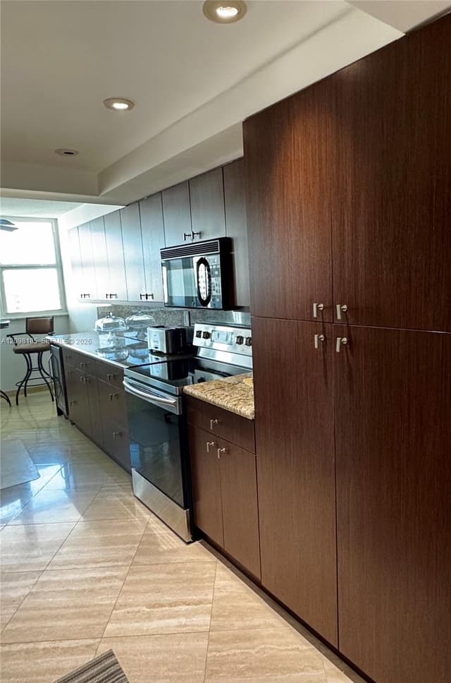 100 Golden Isles Dr # 1405, Hallandale Beach FL 33009 - Hallandale Beach, FL - Photo 7