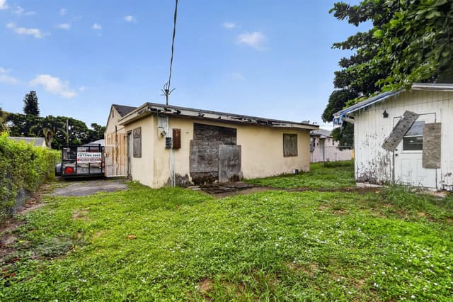 825 W 5th Street, Riviera Beach FL 33404 - Riviera Beach, FL - Photo 4