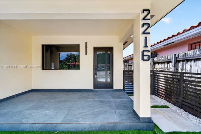 2216 SW 62nd Ave, Miami FL 33155 - Miami, FL - Photo 4