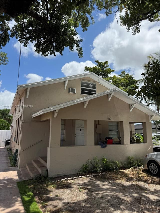 609 NW 58th Ave, Miami FL 33126 - Miami, FL - Photo 3