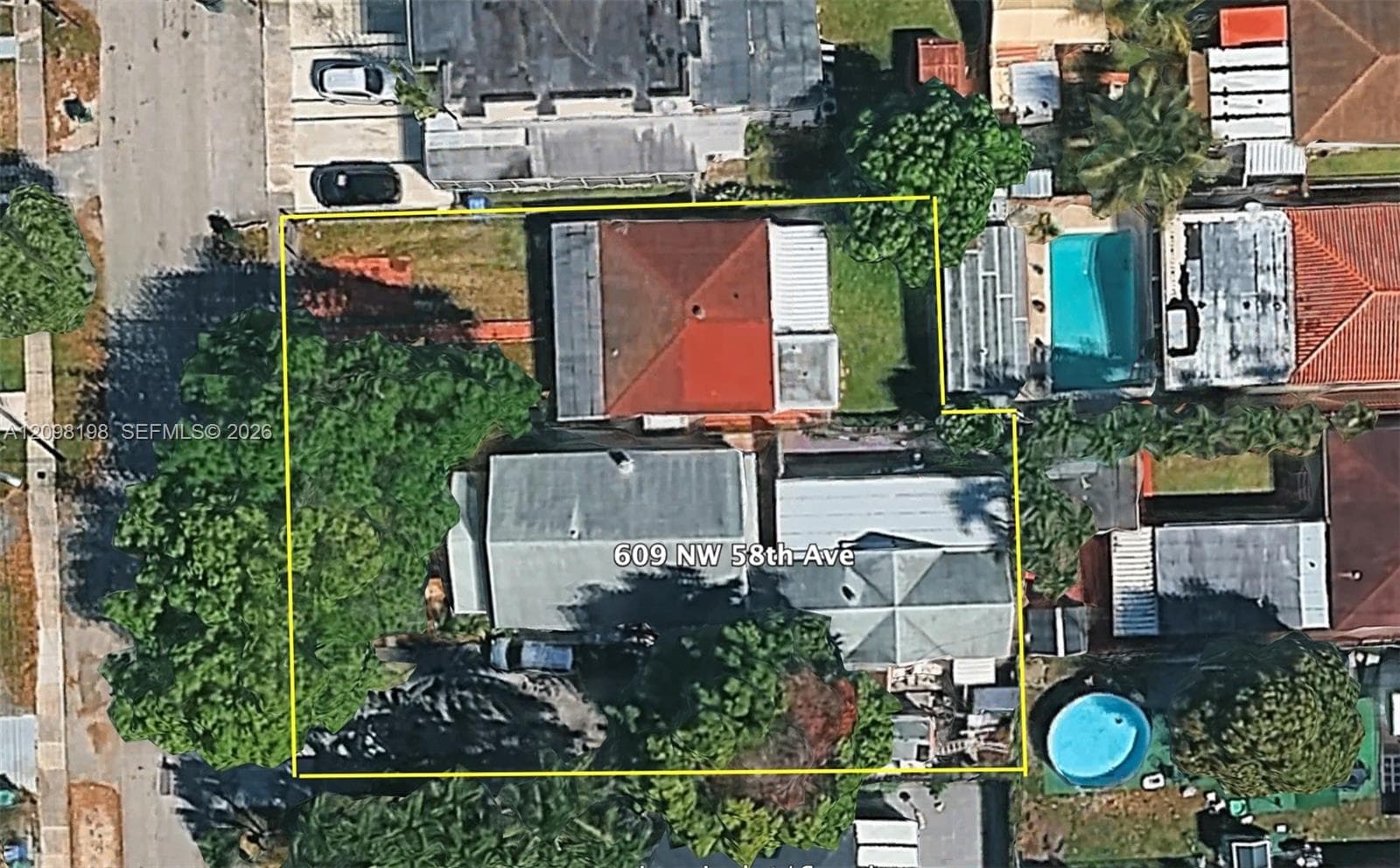 609 NW 58th Ave, Miami FL 33126 - Miami, FL - Photo 1