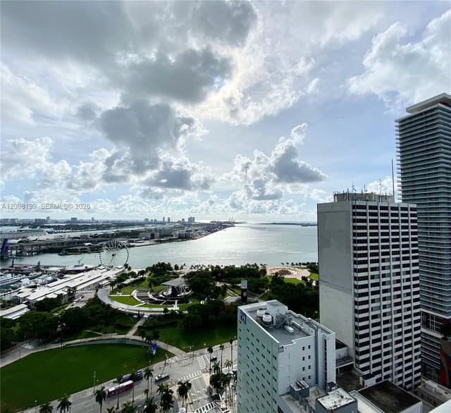 253 NE 2nd St # 3007, Miami FL 33132 - Miami, FL - Photo 3
